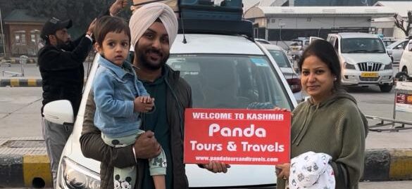 A beautiful couple welcomed by our team for their grez tour package