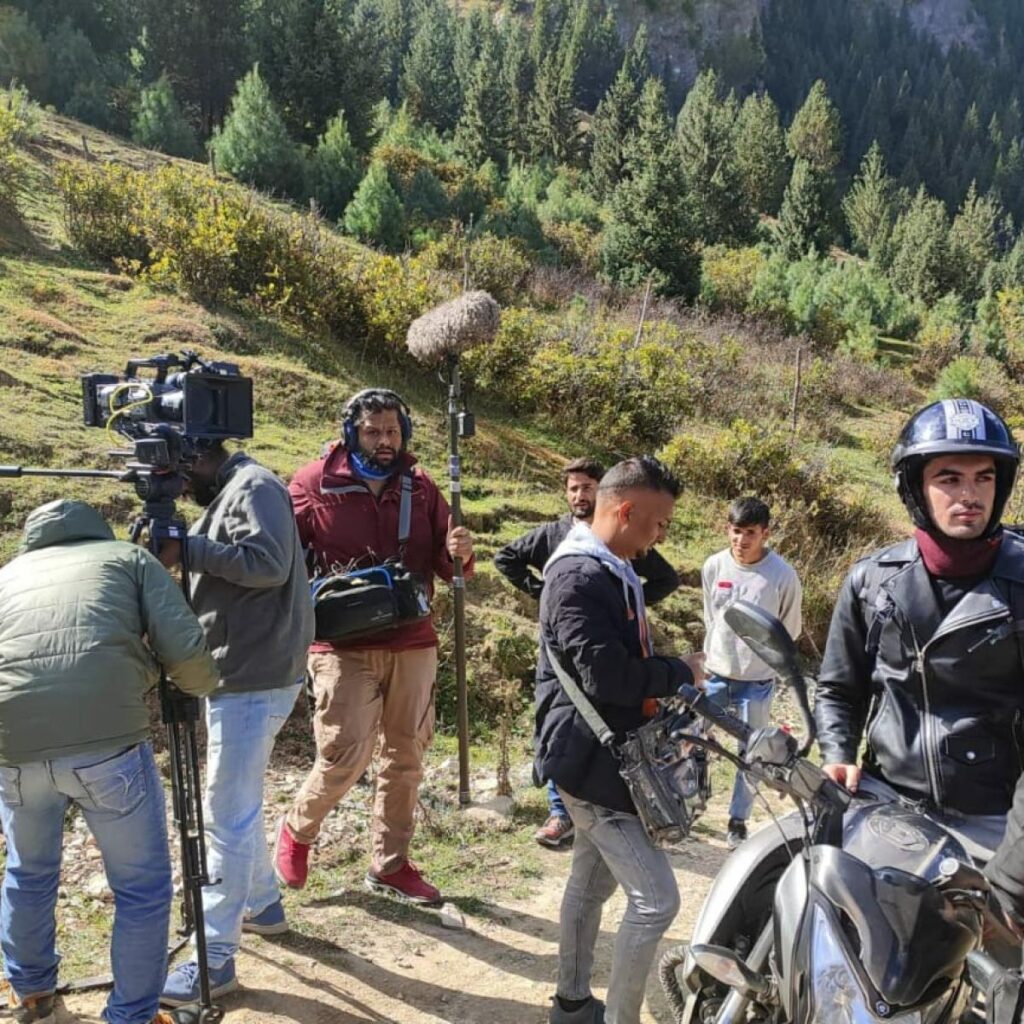 Professional film crew shooting in Kashmir under a complete film shooting package | Panda Tours and Travels