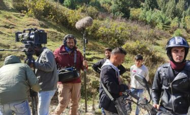 Professional film crew shooting in Kashmir under a complete film shooting package | Panda Tours and Travels