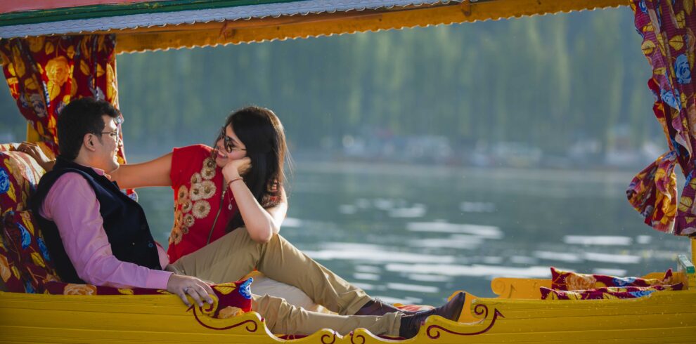 Kashmir honeymoon package featuring romantic Srinagar scenery with mountains, gardens, and peaceful surroundings | Panda Tours and Travels