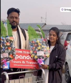 Honeymoon couple enjoying their Kashmir trip with Panda Tours and Travels