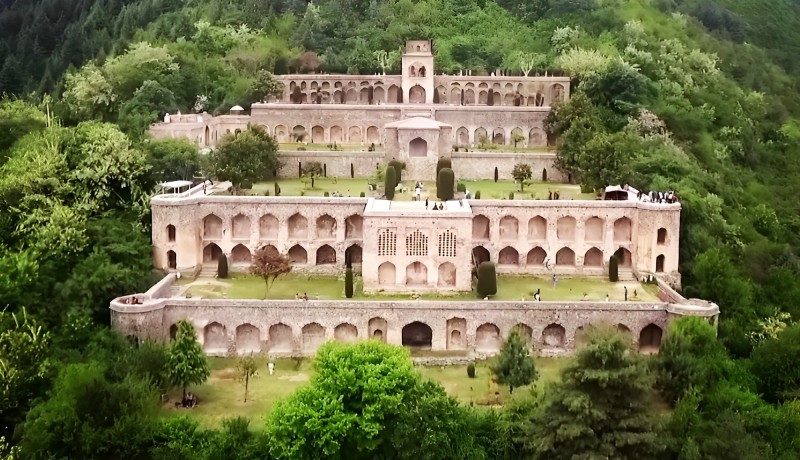 Pari Mahal garden overlooking Dal Lake, one of the historic Kashmir travel destinations in Srinagar | Panda Tours and Travels