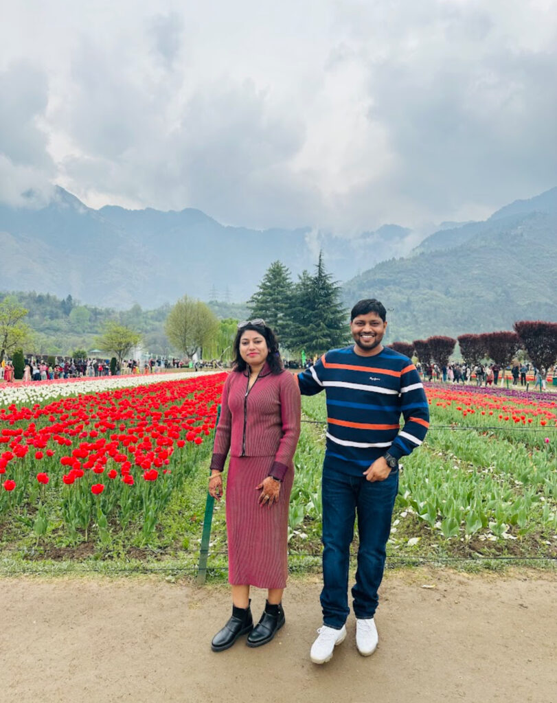 couple image honeymon