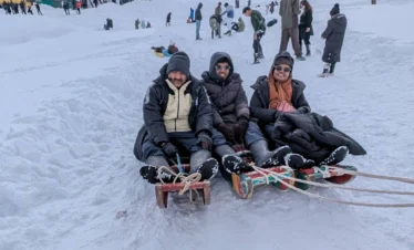 kashmir family tour package from odhisa