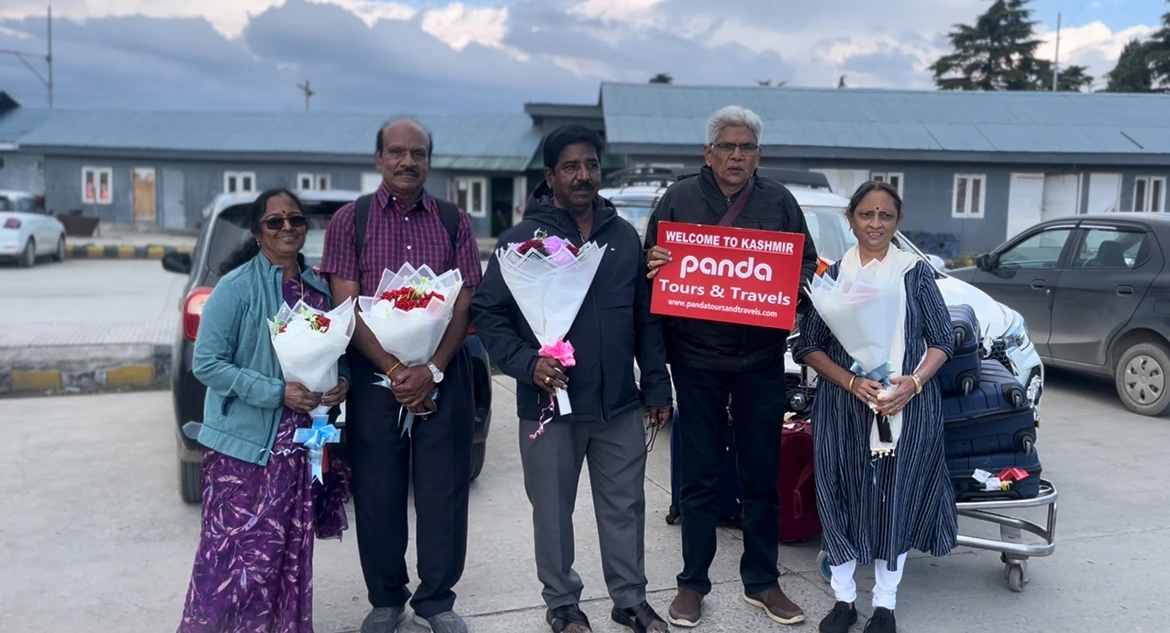 featured image for taxi service in srinagar kashmir