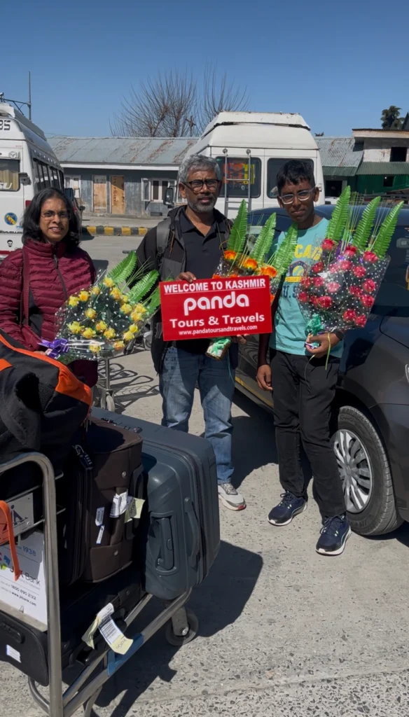 image for Best local tour agency in Srinagar near Dal lake 