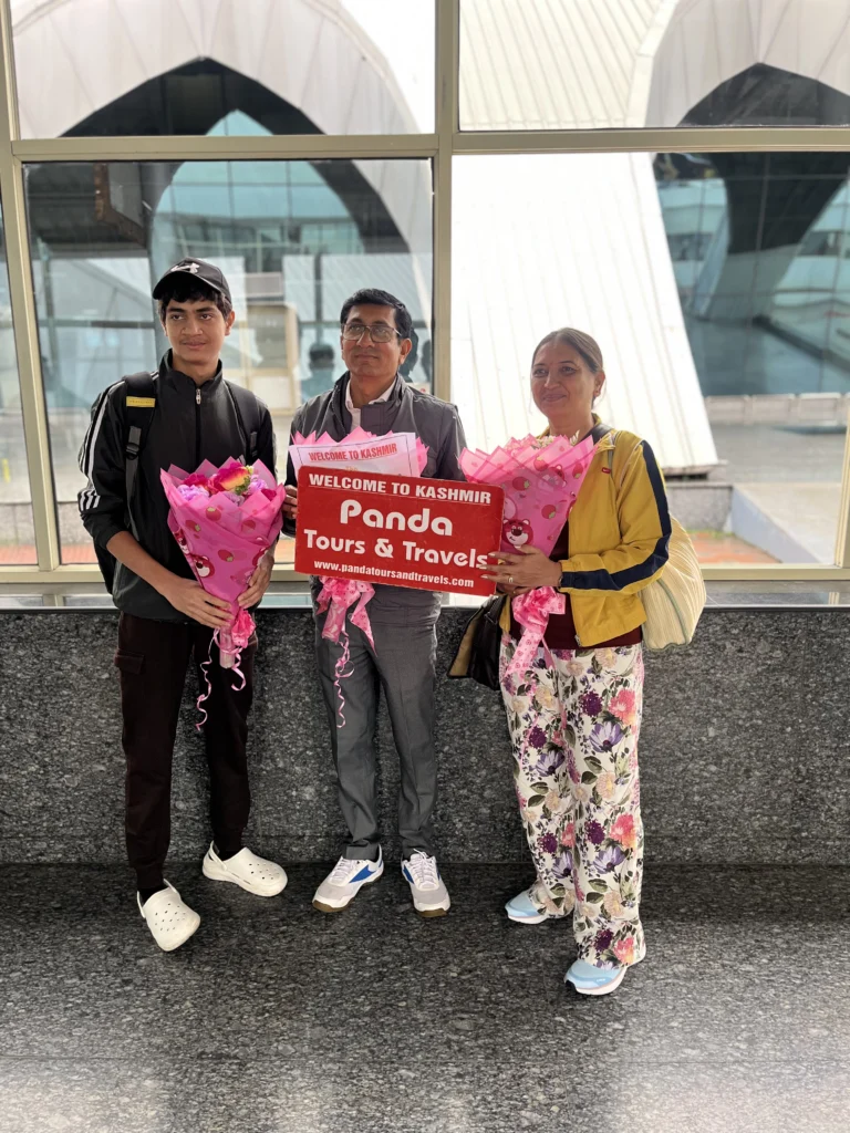 Top Srinagar Local Tour Operator for Best Kashmir Tour Package 2 IMAGE FOR SRINAGAR LOCAL TOUR PACKAGE