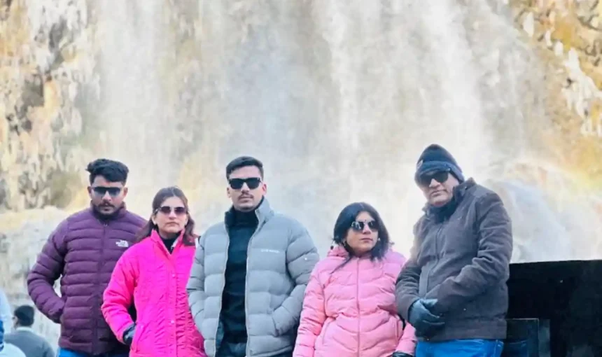 Kashmir tour package from Lucknow 30% Off for families and couples-complete Guide 1 Kashmir tour package from Lucknow 30% Off for families and couples-complete Guide