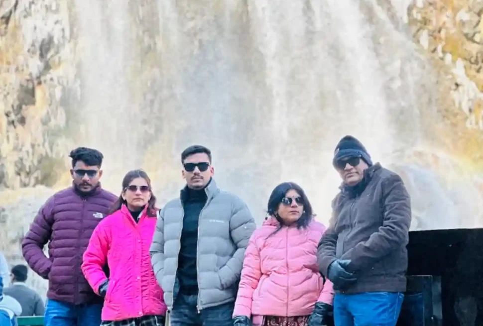 FEATURED IMAGE FOR KASHMIR TOUR PACKAGE FROM LUCKNOW