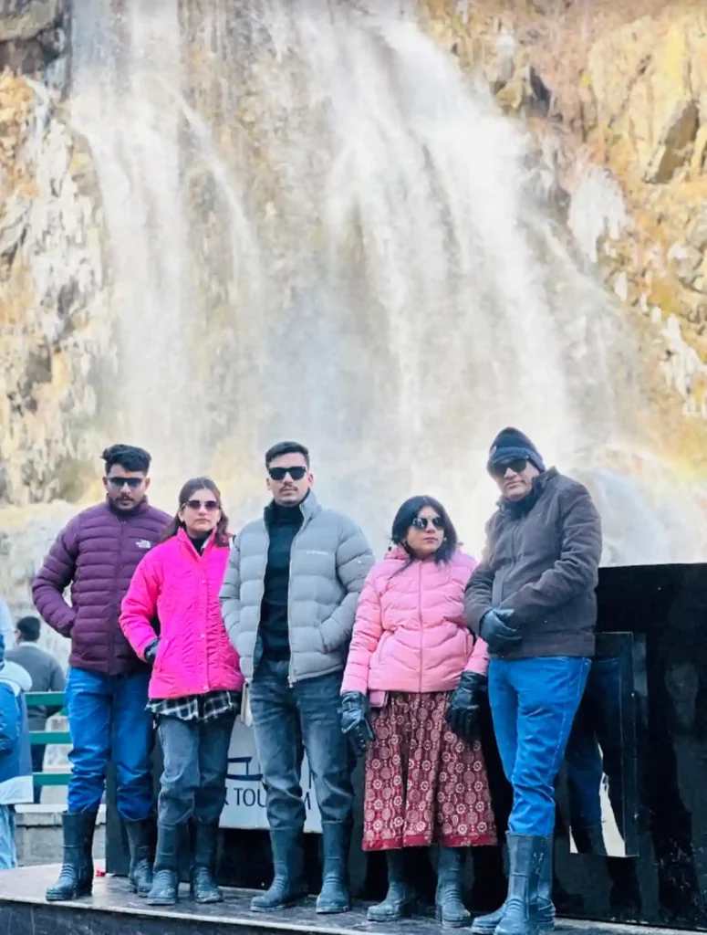 Kashmir Tour Package From Madhya Pradesh, Dist. Hoshangabad