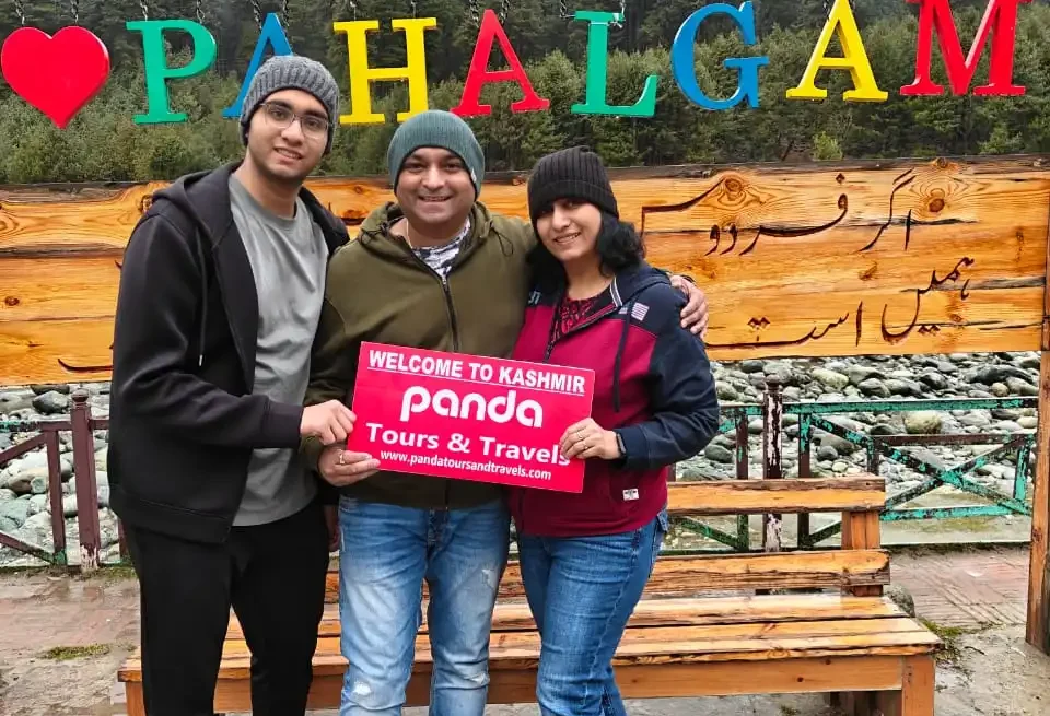 featured image for kashmir trip cost