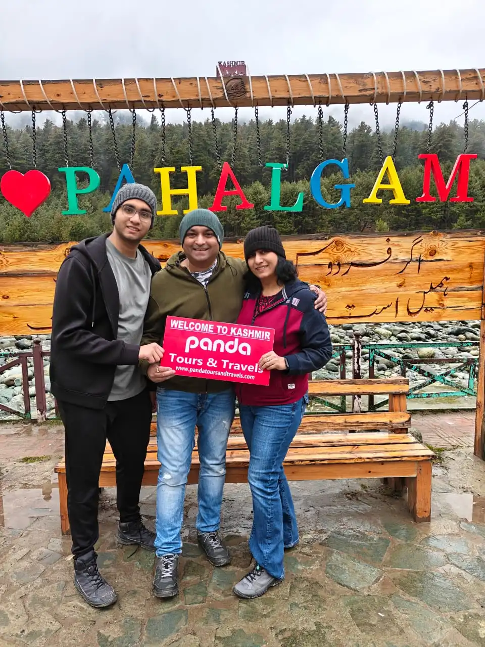 featured image for kashmir trip cost