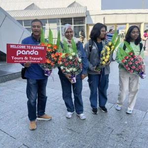 featured image for kashmir packages from kerala