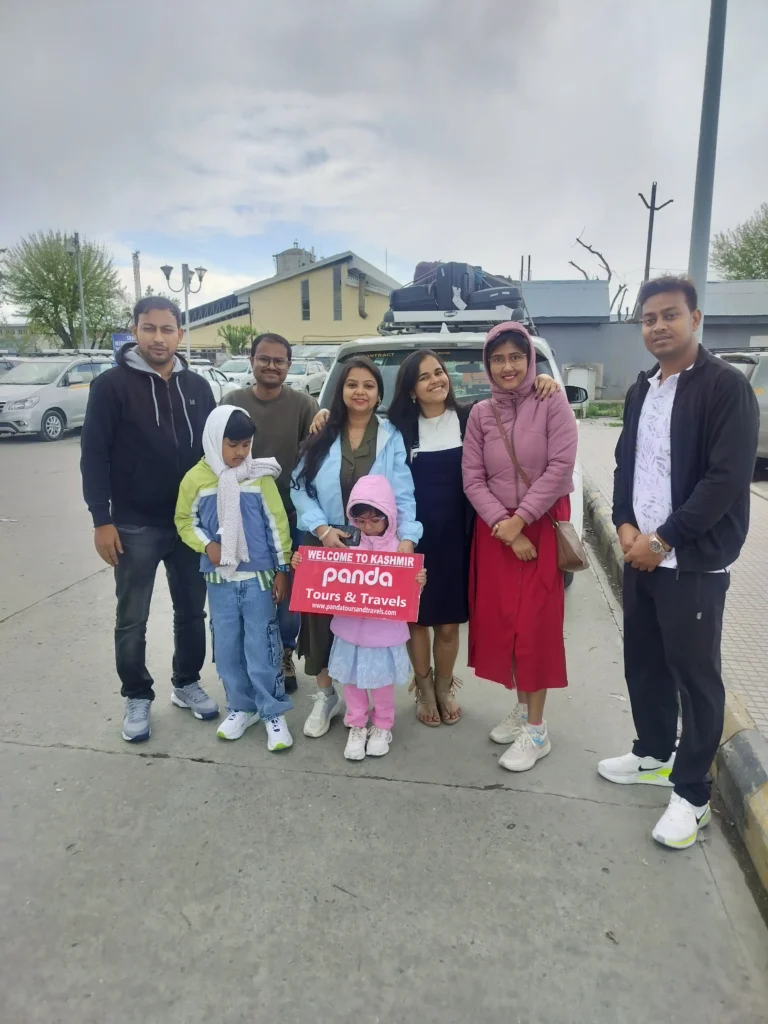 image for kashmir tour package from goa