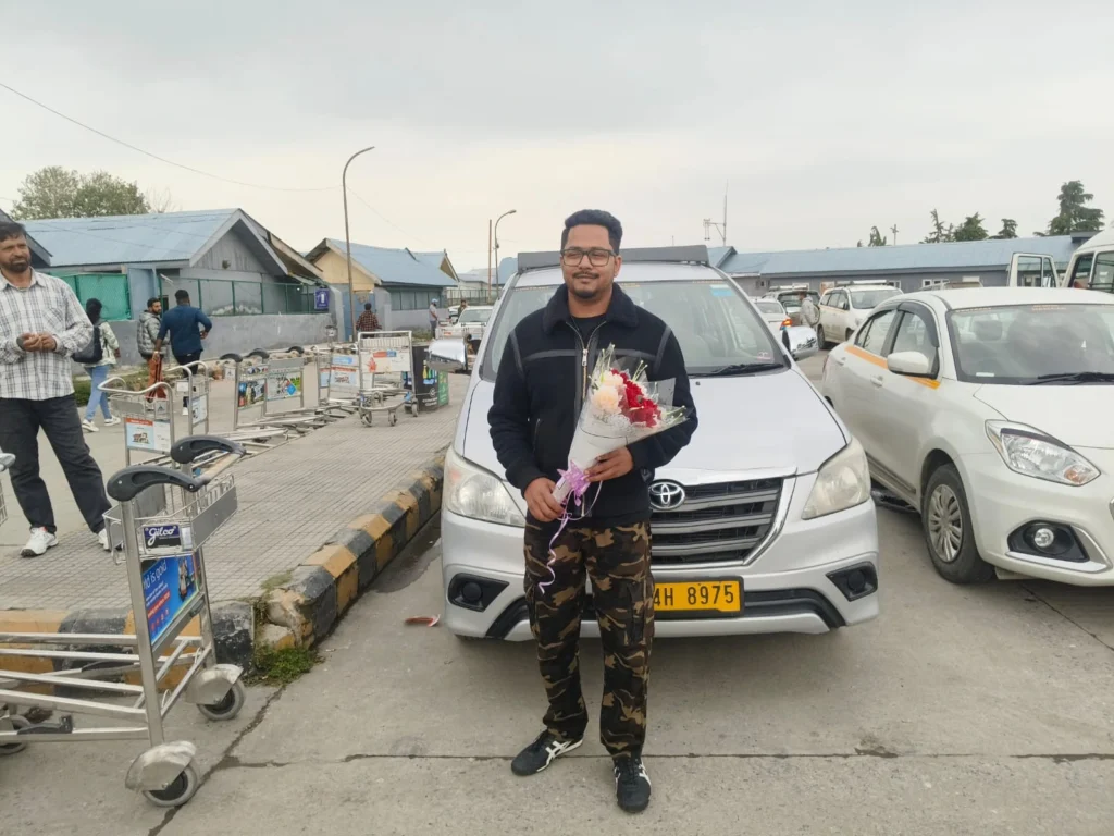 image for kashmir tour package from delhi