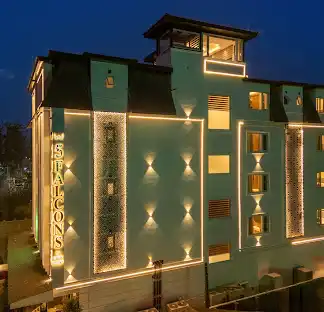 5 Falcon hotel in srinagar