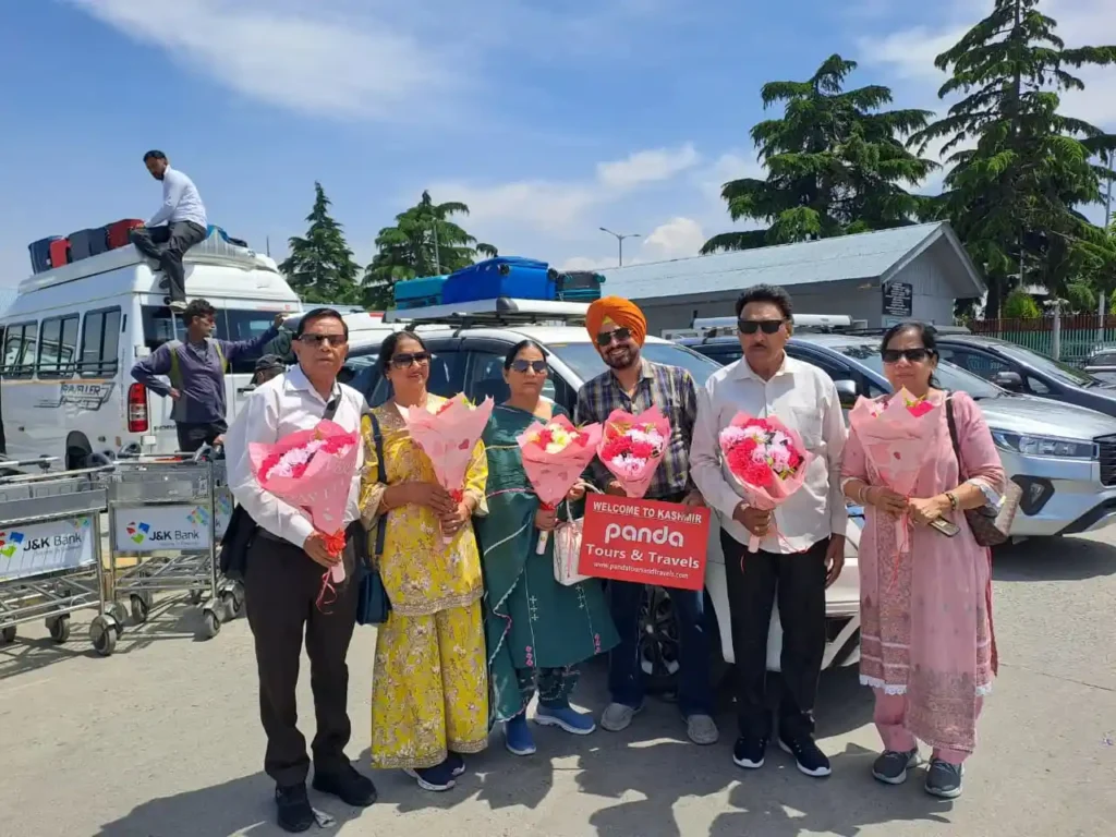 image for kashmir tour package from Amritsar