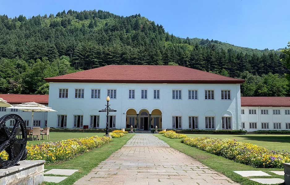 The LaLiT Grand Palace Srinagar