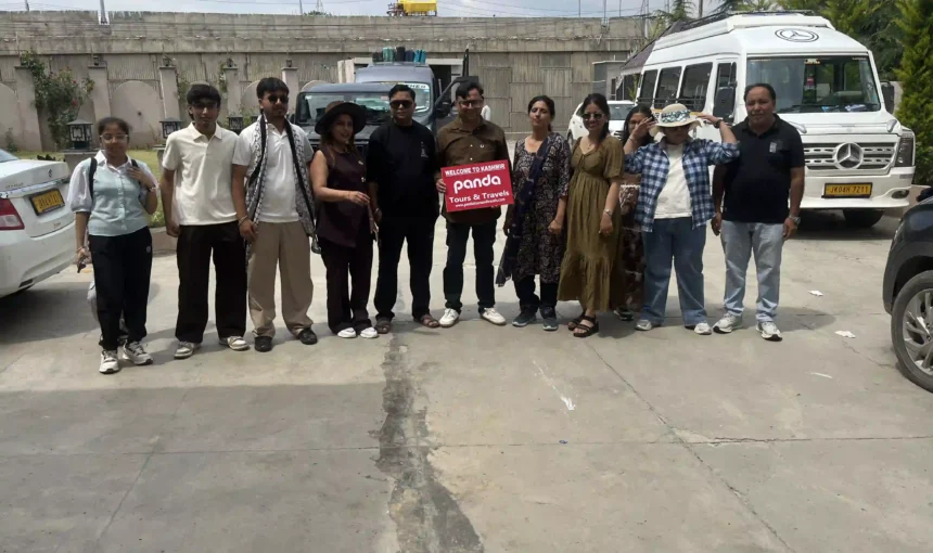 Kashmir Tour Packages From Visakhapatnam – Complete Travel Guide for Families, Couples & Groups 2026