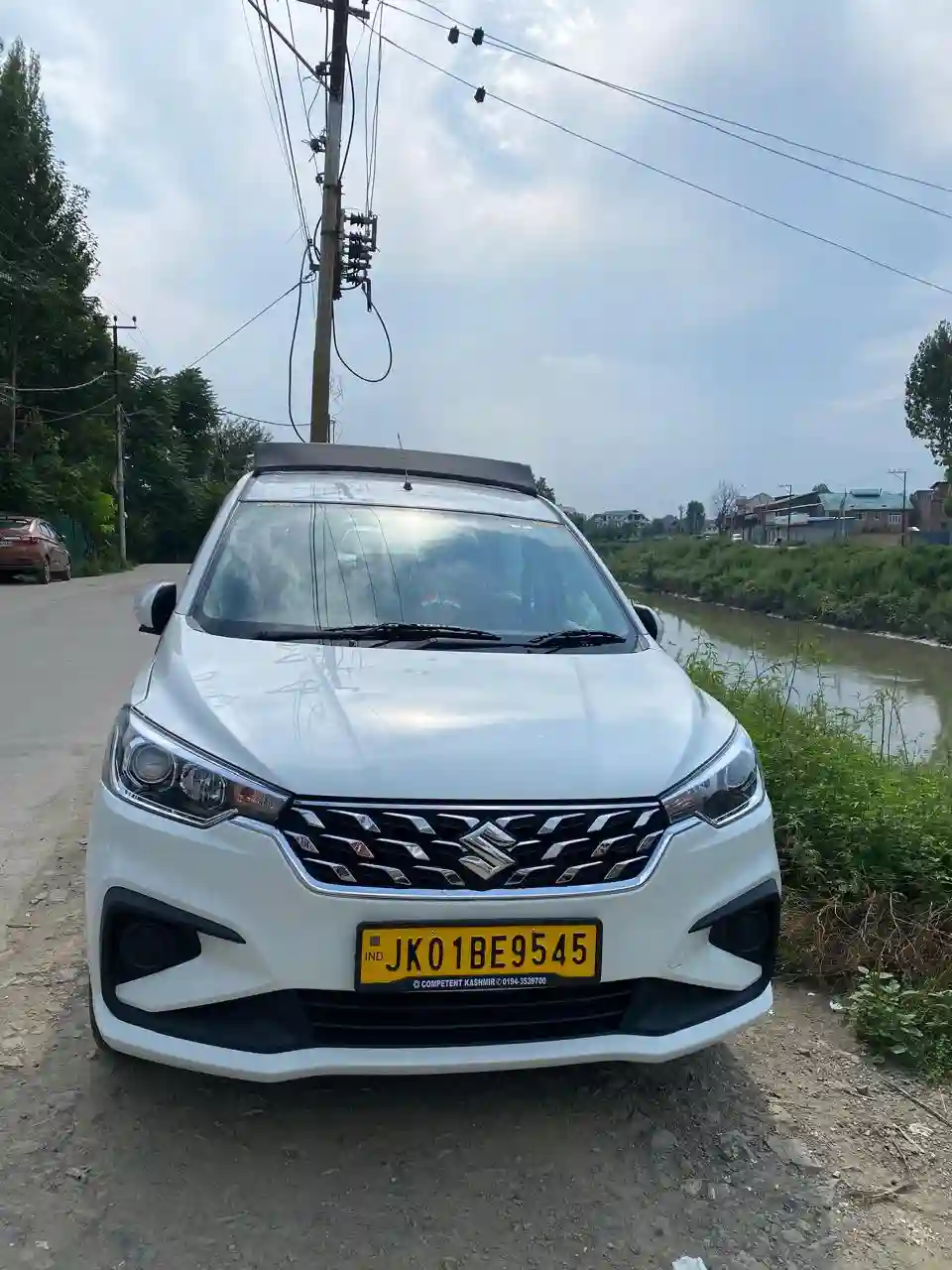 Featured image for cab service in kashmir