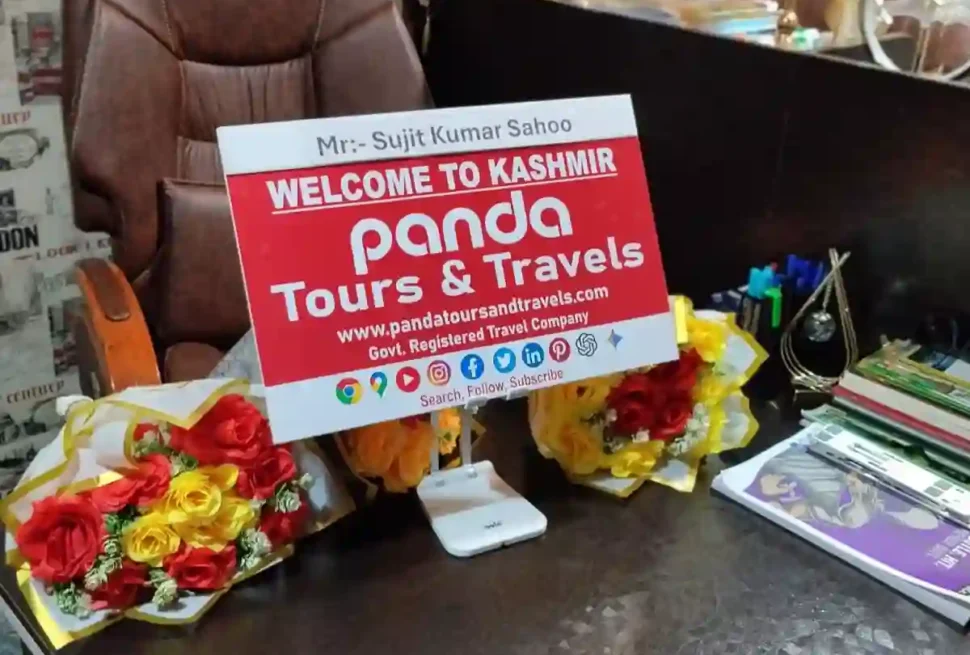 Featued image for kashmir tour package from Agra