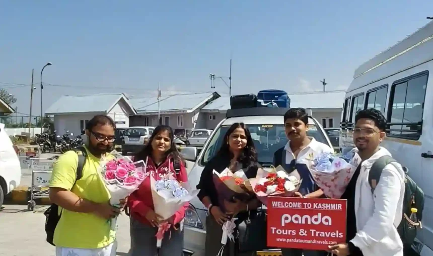 Kashmir Tour Packages From UK : Complete Travel Guide, Cost, Itinerary & Best Deals 1 Kashmir Tour Packages From UK : Complete Travel Guide, Cost, Itinerary & Best Deals