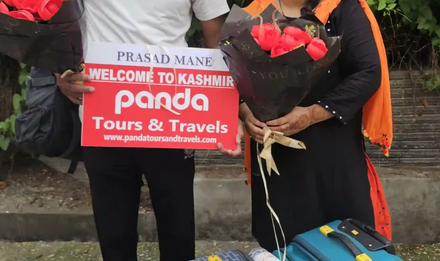 Kashmir Tour Packages from Bhubaneswar – Complete Travel Guide, Itineraries, Routes & Best month To visit 1 Kashmir Tour Packages from Bhubaneswar – Complete Travel Guide, Itineraries, Routes & Best month To visit