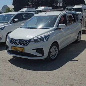 Featured image for Srinagar to Peer ki gali taxi fare