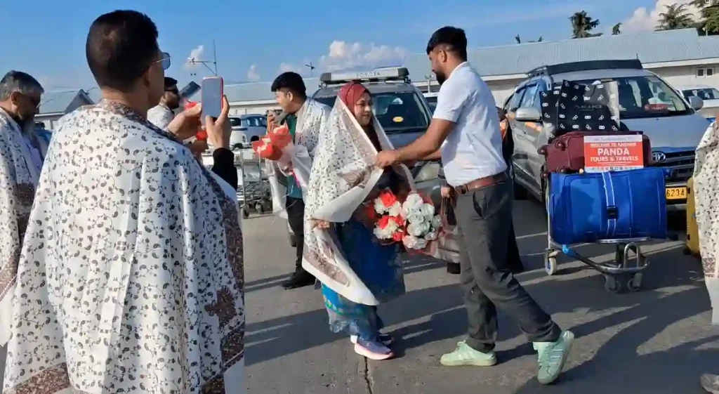 Kashmir Tour Package From Bangladesh 4 Bangladeshi clients received at Srinagar Airport and assisted to their private tour taxi by Panda Tours driver