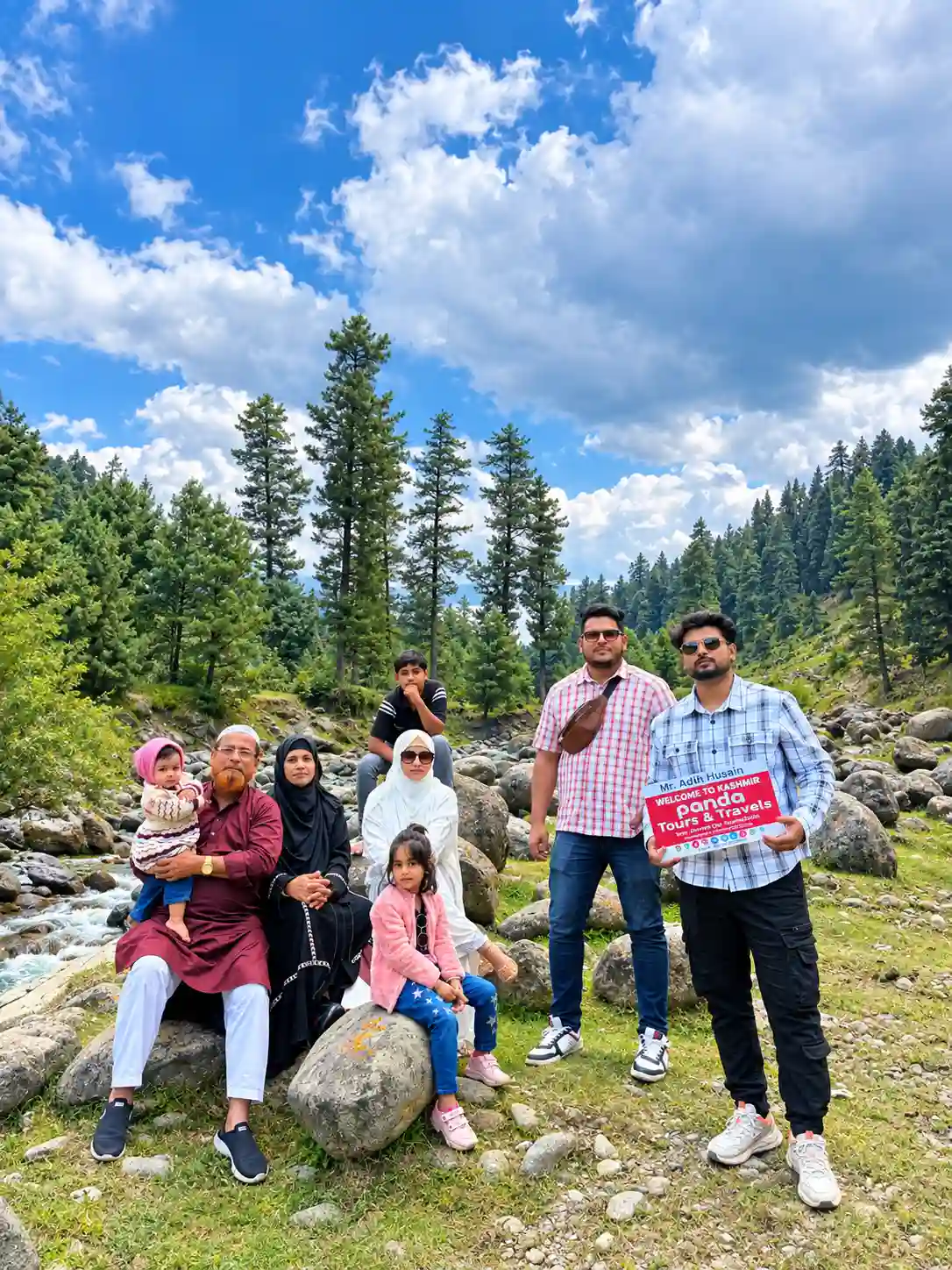 How to Reach Yusmarg from Srinagar 1 How to reach Yusmarg from Srinagar by road with scenic Kashmir landscape and tourists enjoying the journey