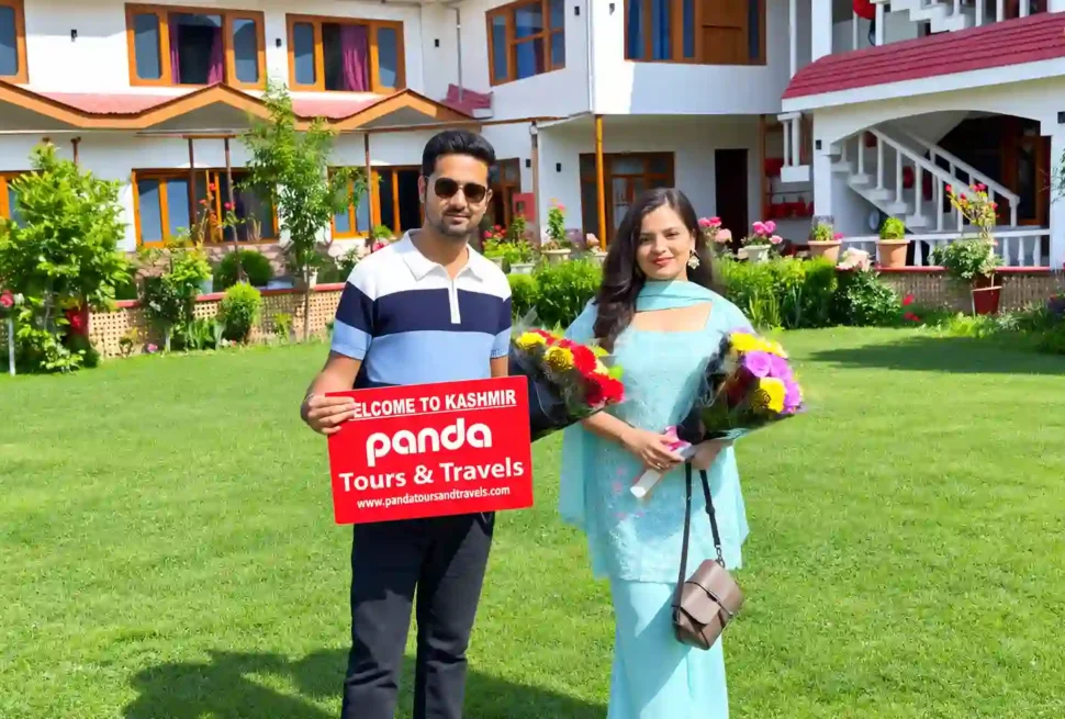 Featured image for Kashmir Honeymoon Package